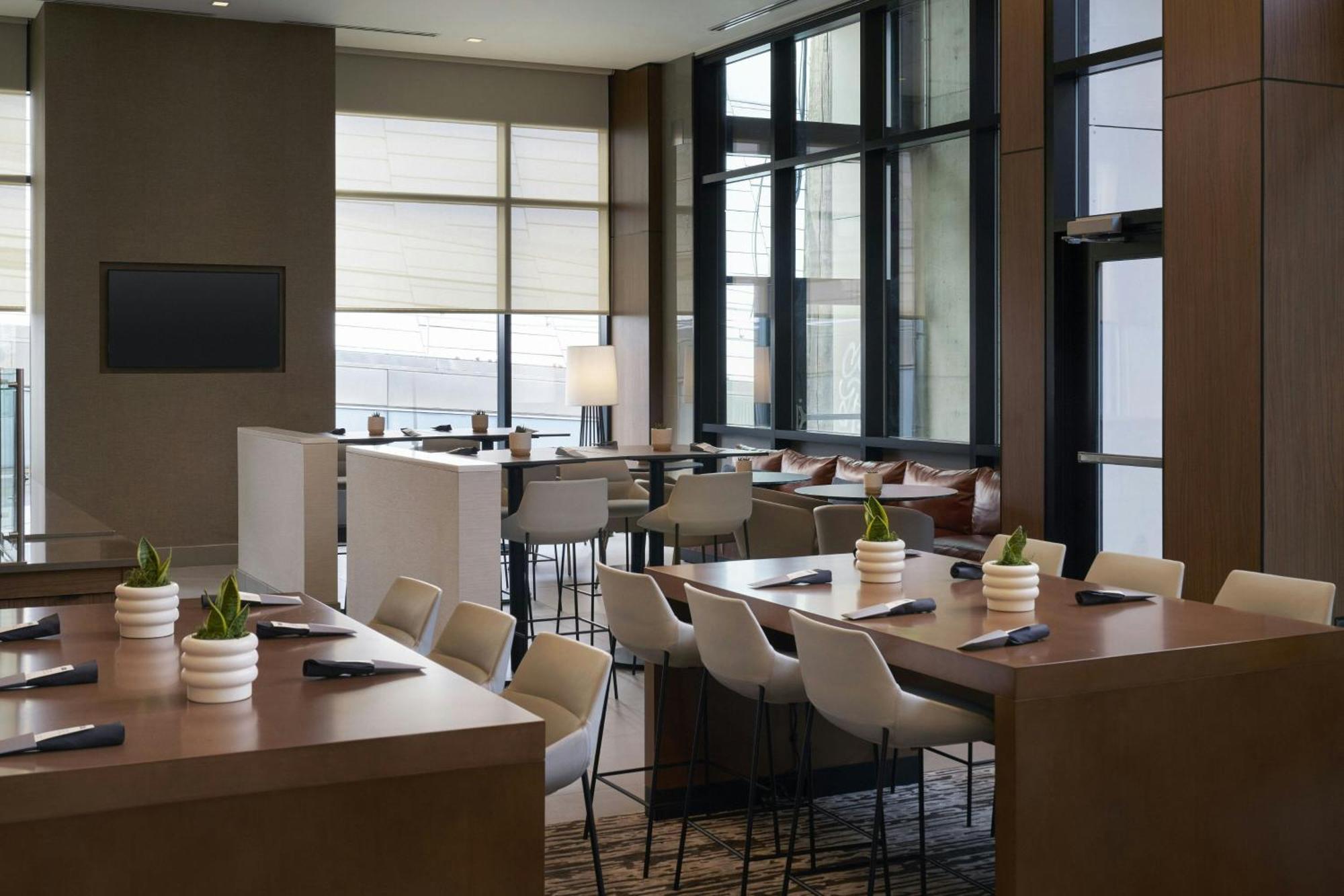 Ac Hotel By Marriott Seattle Downtown מראה חיצוני תמונה